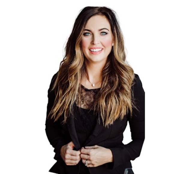 Meet your Posher, Randi - Picture 1 of 1